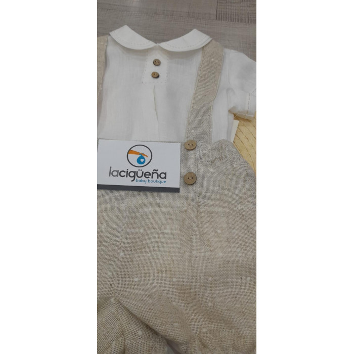 PETO LINO BODOQUES CAMEL CON CAMISA...