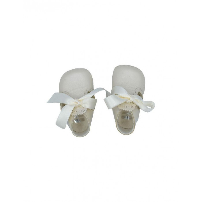 ZAPATO CON SOLAPA Y LAZO NACAR BEIG NOA