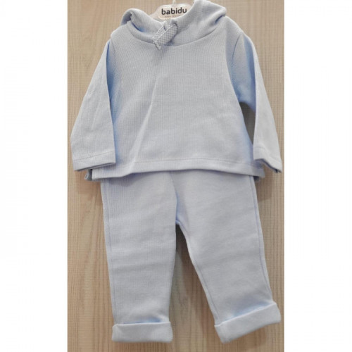 CHANDAL 2P CELESTE GORRITO...