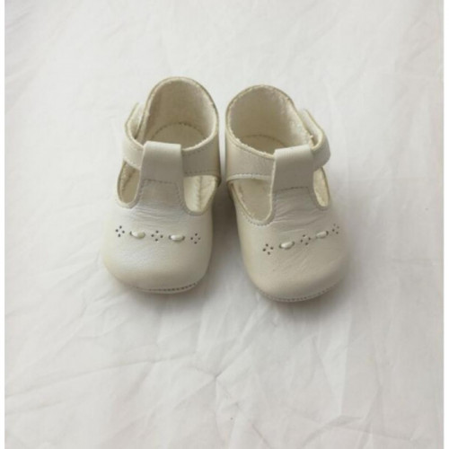 ZAPATO NIÑO NACARADO BEIG...