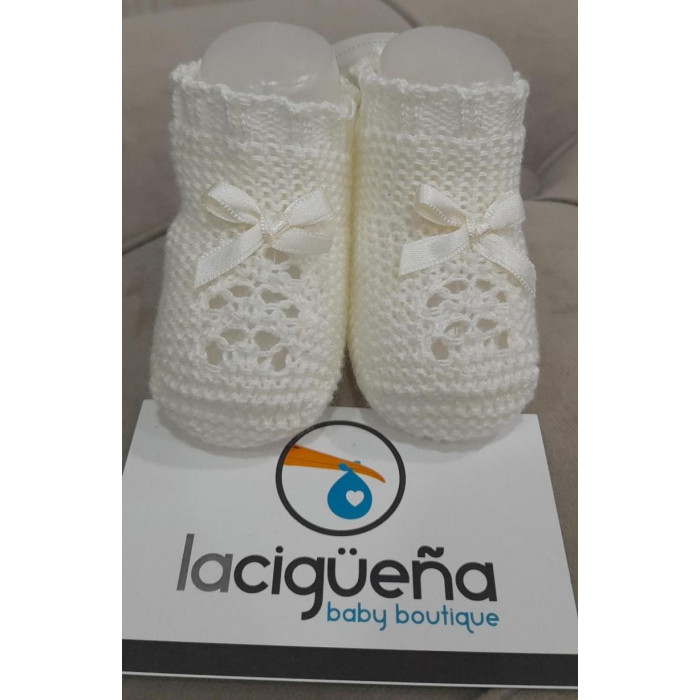 BOTITA HILO CALADO LAZO BEIG JULIANA