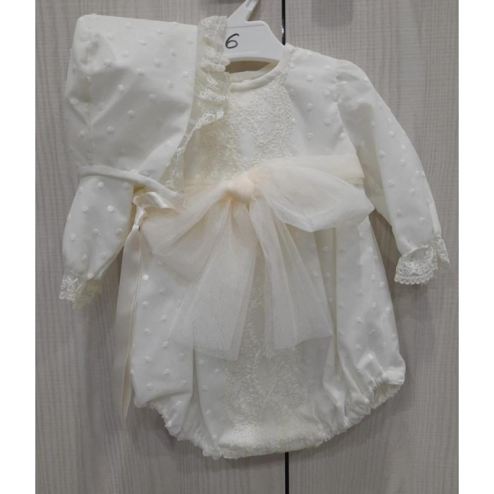 PELELE M/L+GORRO TUL BORDADO LAZO BEIG