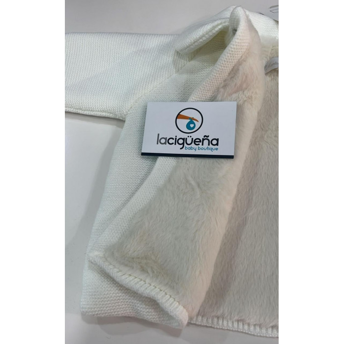 ABRIGO LANA BEIG CON PELITO INTERIOR...