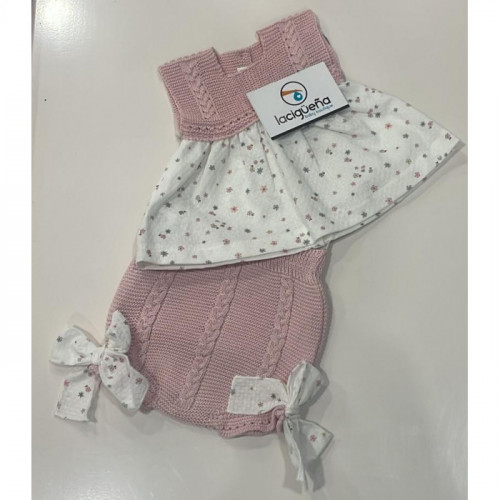 BLUSA SIN MANGA ESTAMPADO...